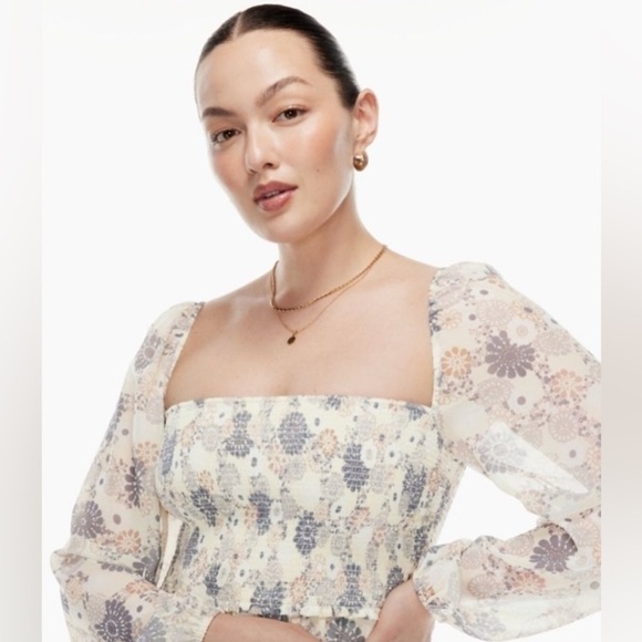 WILFRED x ARITZIA Tempest Butter Floral Smocked Mini Dress Size Medium - Picture 5 of 16